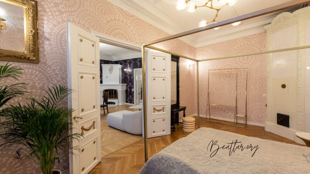 Elegant Realyn Bedroom Set: Timeless Style & Comfort 1 Elegant Realyn Bedroom Set Timeless Style & Comfort